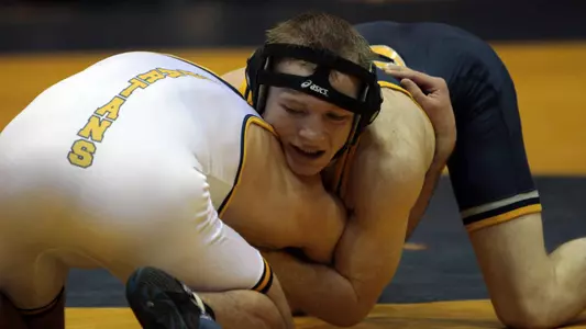 Mocs Top UNC Greensboro 26-12 to Take SoCon Lead