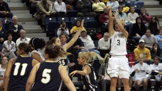 Christopher?s Three-Pointer Gives Lady Mocs 57-55 Win