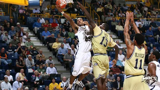 Chattanooga Falls 83-80 at Elon