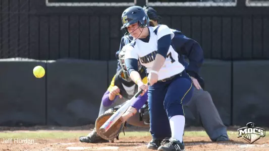 Lady Mocs Use Team Effort to Down Northern Iowa