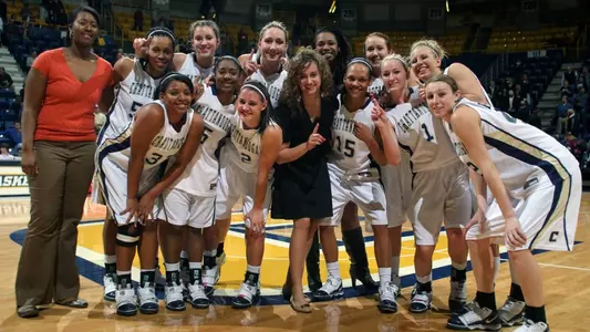 Lady Mocs Dismantle Samford 92-62