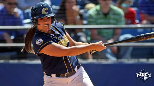 Seniors lead Lady Mocs past Cougars