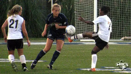 Soccer Falls to Cougars in Double-Overtime