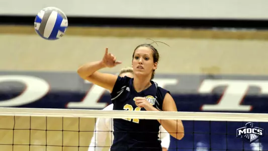 Lady Mocs Rally for Fifth Set Victory at Belmont