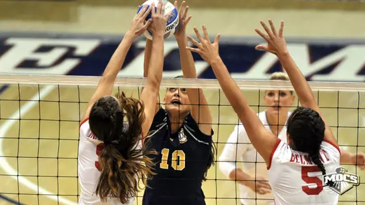 Barnes, Kuhn Help Lady Mocs Sweep The Citadel