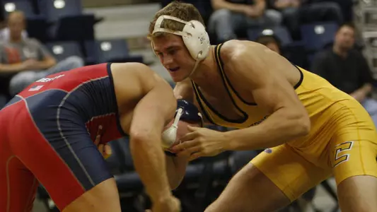 Mocs Drop Two Matches at the Virginia Duals