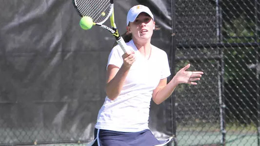 Lady Mocs Improve to 4-0 With a 5-2 Win at Murray State