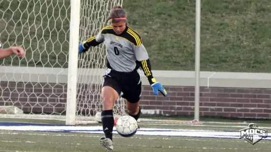 Soccer Falls 3-0 at Elon Friday