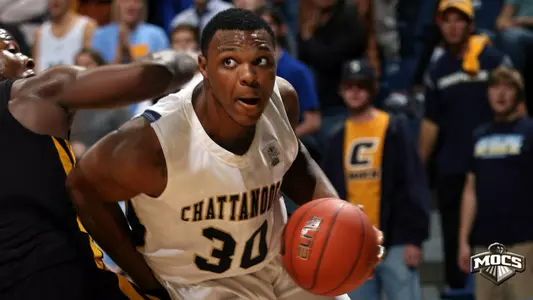 Mocs Lose 88-87 Nailbiter at Elon