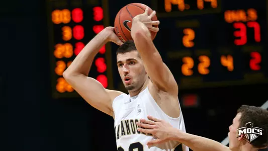 Kennesaw State Tops the Mocs 65-59