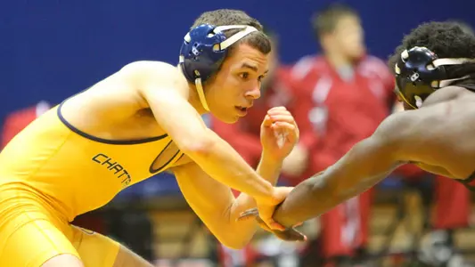 Soto Defeats No. 4 Ranked Wrestler in Mocs Loss at No. 7 Illinois