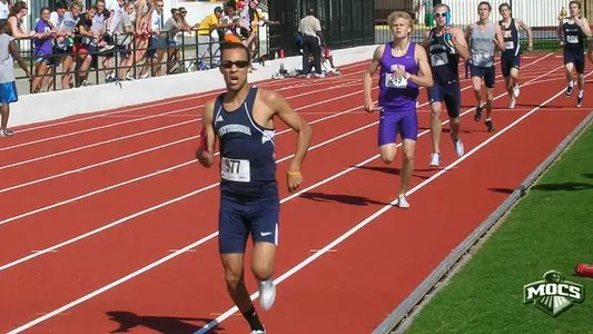Vasquez Leads Running Mocs at Boston Moon Invite