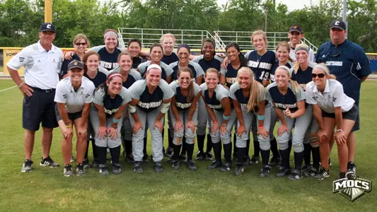 Chattanooga Claims Fifth-Straight SoCon Title on Senior Day