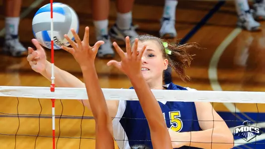 Mocs Volleyball Swept at Davidson