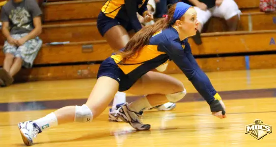 Mocs Volleyball Drops Three Sets to Elon