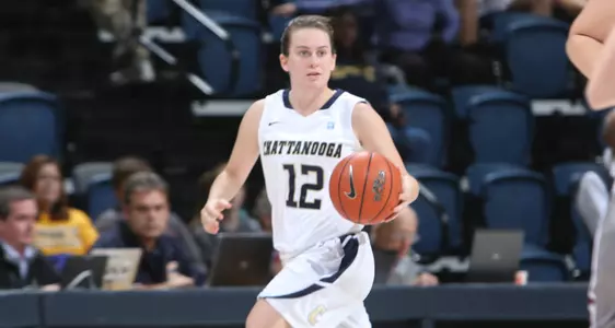 Final Push Leads Women's Basketball Past Lee