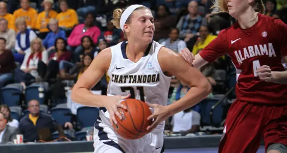 Hall Enters 1000-Point Club; Leads UTC Past GSU