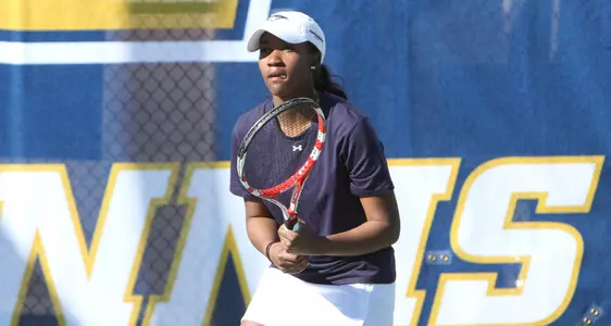 Lady Mocs Defeat Mercer 5-2