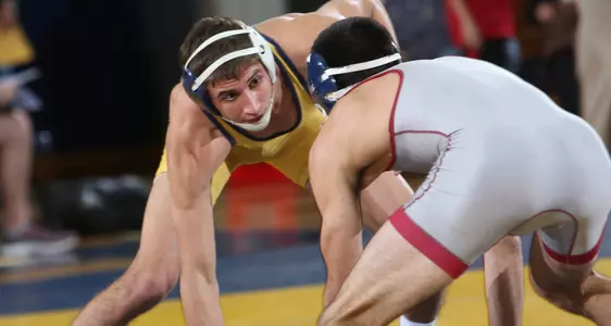 Mocs Go 3-0 at Eastern Michigan Duals