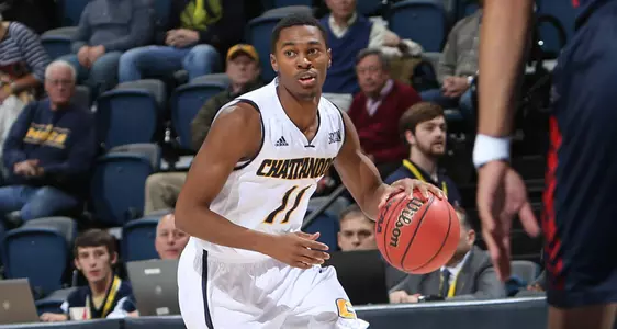 Chattanooga Captures 61-46 Win over Robert Morris