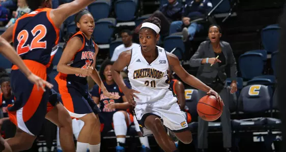 Mocs Pull Away from Morgan St in Christmas Classic