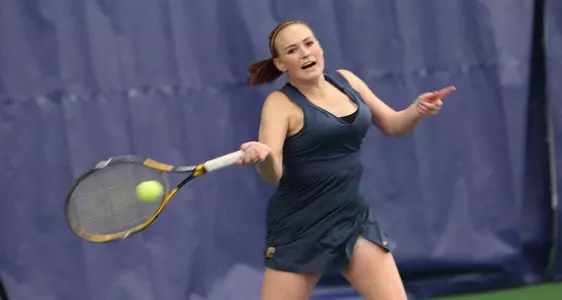 Mocs Fall to No. 27 Tennessee
