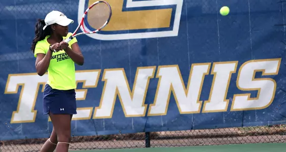 Mocs Sweep Mercer 6-0
