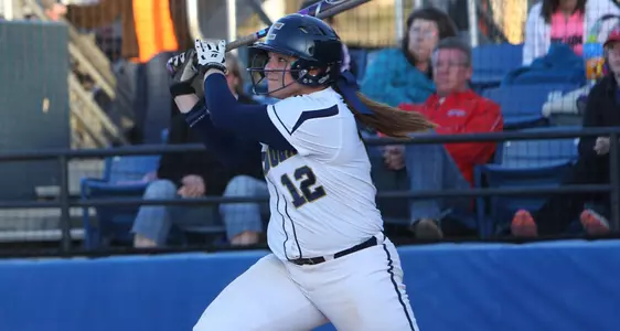 Mocs Softball Claims Eighth Consecutive Win