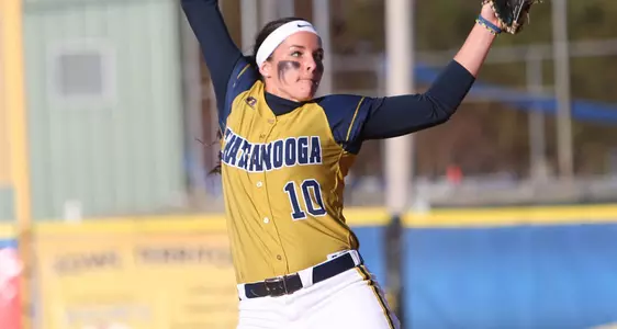 Softball Downs Samford, Advances to Championship