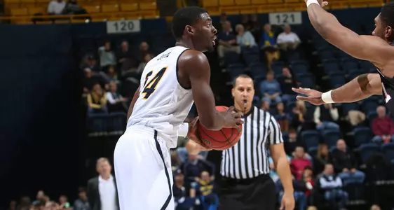Mocs Just Short in 75-72 Overtime Loss at Mercer