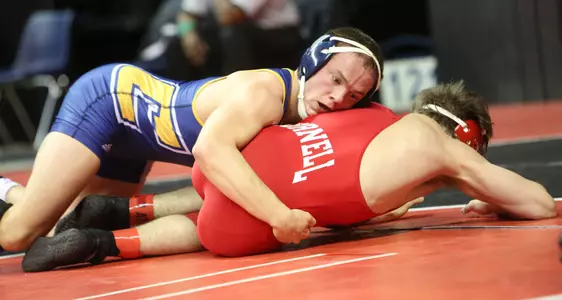 Mocs Take One of Three Matches at Virginia Duals
