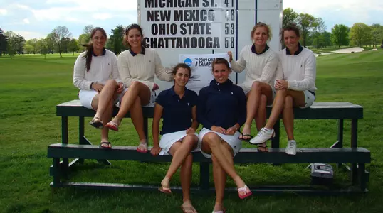 2009 Women's Golf Team Advances Out of Regionals