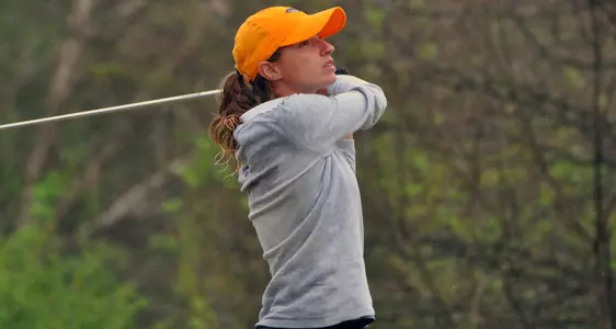 Women?s Golf Leads with 18 Holes to Play at Council Fire