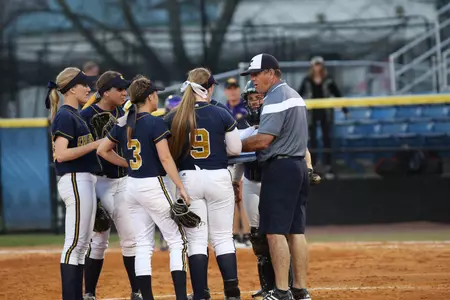 Mocs Rally to Defeat Lipscomb, 7-4 in Nine Innings