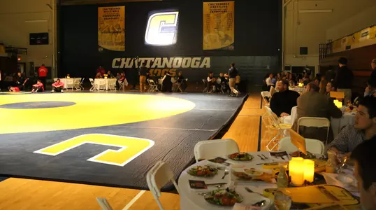 Candlelight Dinner Match