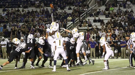 Davis Blocked FB