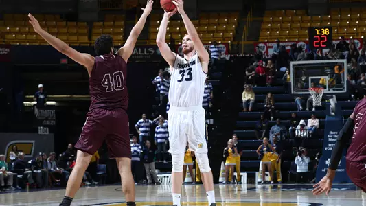 Men’s Basketball Rolls Past Cumberland 92-61 Image
