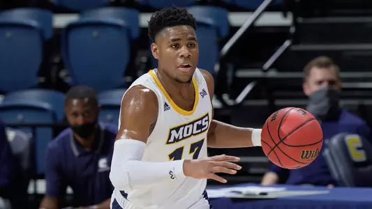 Game action between The University of Tennessee at Chattanooga and North Georgia on December 12, 2020. Photo by Patrick Murphy-Racey