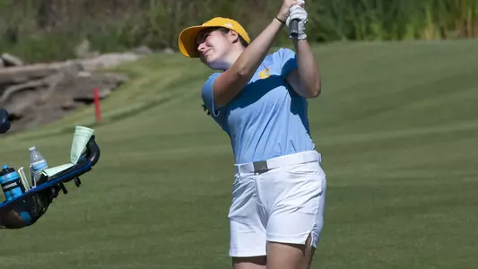 Megan Docherty plays to the green at Vanderbilt.