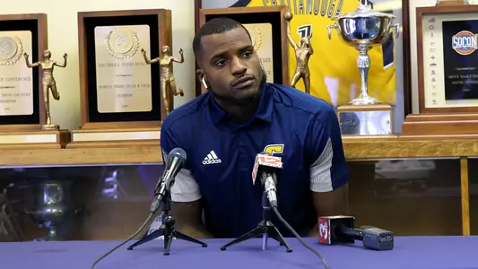 Reginald Henderson entertains question from assembled media at the Mocs weekly press lunch.