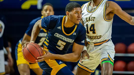 Darius Banks looks to pass at ETSU