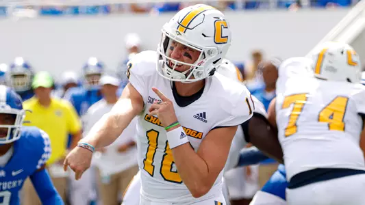 Cole Copeland fires a pass during the narrow loss at Kentucky.