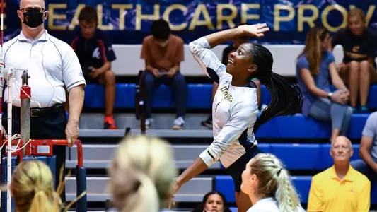 Coniah Davis flies in for the kill against Mercer.