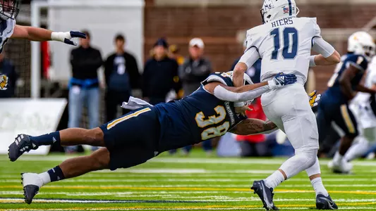 Austin Collier with his 1st of 2 sacks in the first quarter against Samford.