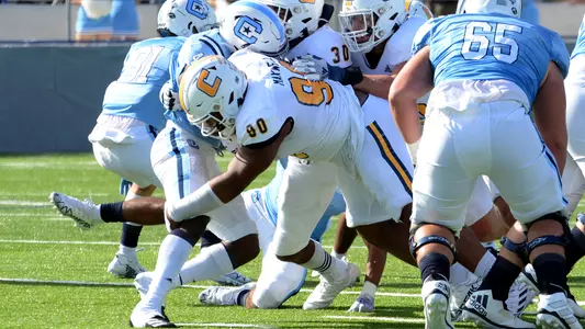 Devonnsha Maxwell and the Chattanooga Mocs defense stops The Citadel behind the line of scrimmage.
