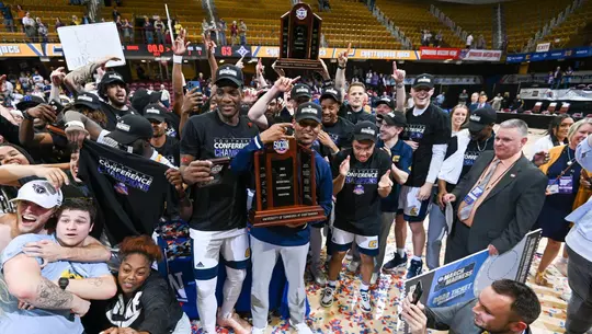 Team-celebration-mbb