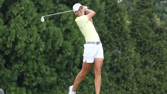 Dorota Zalewska tracks her tee shot to the green in Knoxville.