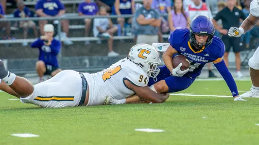 Marlon Taylor makes a stop in the opener at North Alabama