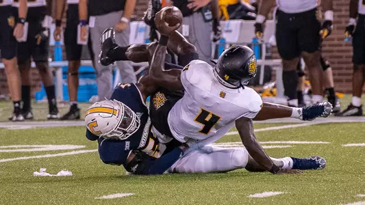Ben Brewton gets a huge 4th quarter sack in the win over Kennesaw State