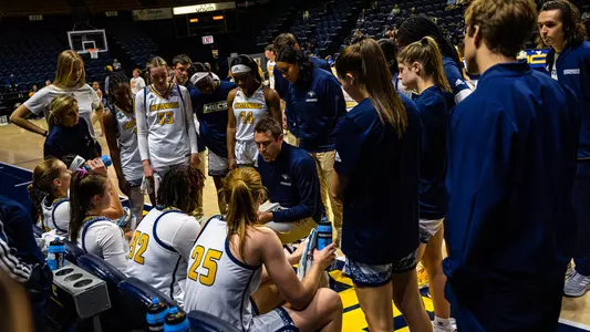 WBB team huddle
